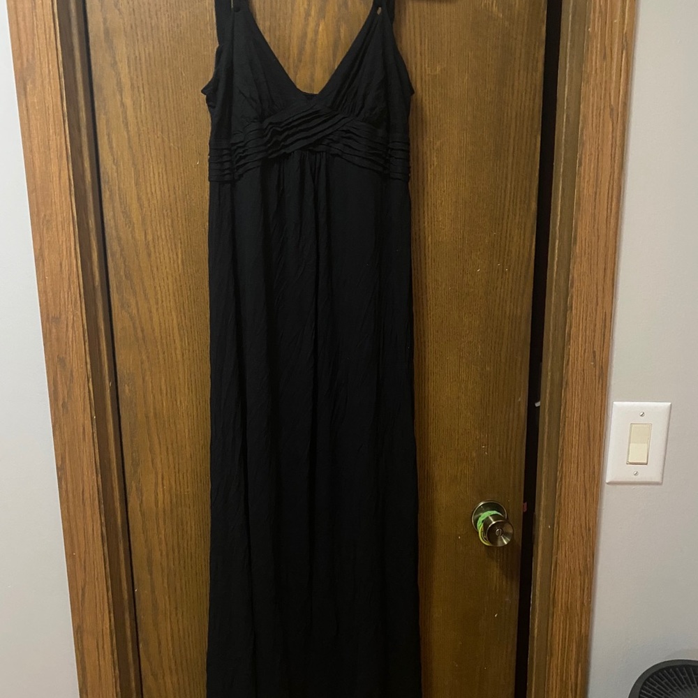 Liz Lange maternity dress size